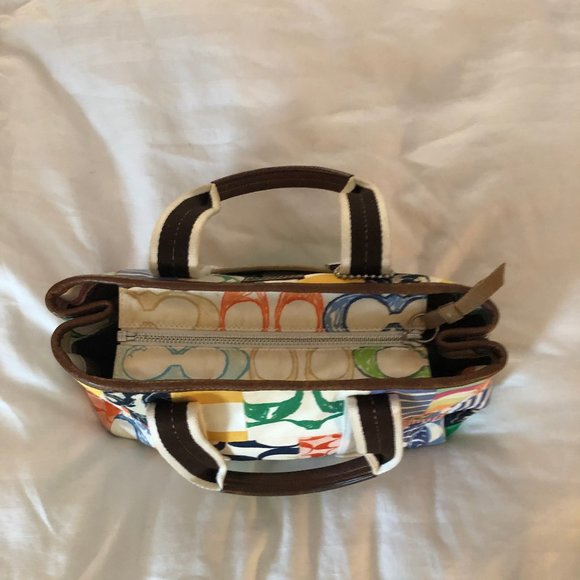 Coach Signature Satchel White w/multi color fabric - Picture 3 of 6